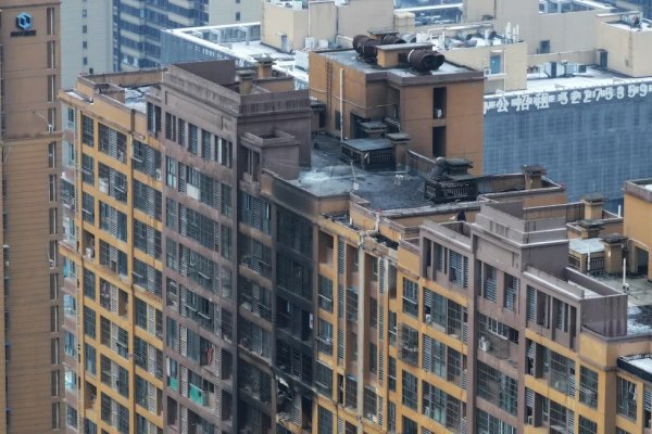 Al menos 15 personas murieron en un incendio en el este de China que aparentemente fue provocado por una bibicleta eléctrica