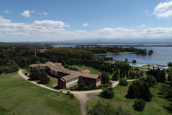 El Hotel Embalse cerrará sus puertas en mazo de este año