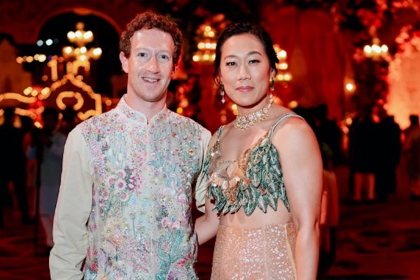 Mira la fastuosa fiesta del hijo del hombre más rico de Asia a la que fueron Mark Zuckerberg, Bill Gates y Rihanna, entre otros