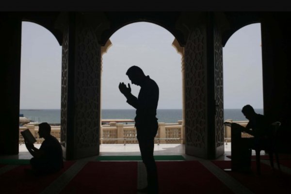 Lo que debes saber sobre Ramadán, mes sagrado del islam: qué es, cuánto dura y qué se puede hacer y qué no durante el ayuno