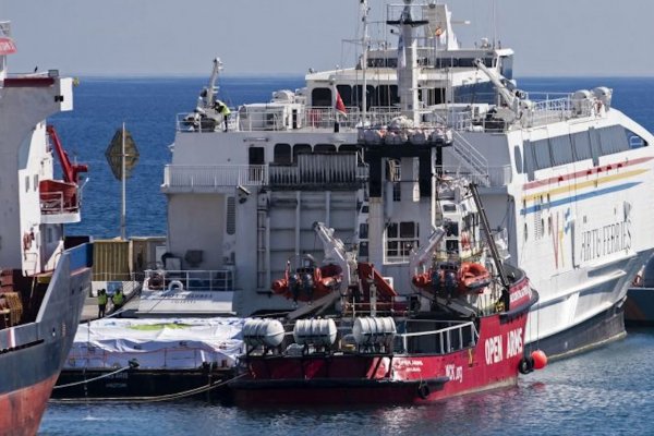 Un barco que transporta ayuda humanitaria a Gaza zarpa de Chipre, dice World Central Kitchen