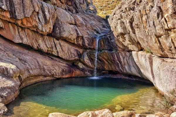 Sumergite en las cascadas bonaerenses