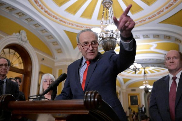 Chuck Schumer critica duramente a Netanyahu, y recibe fuerte respuesta de Mitch McConell