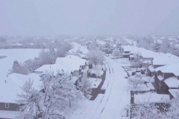 Imágenes aéreas captan una impresionante tormenta de nieve en Colorado