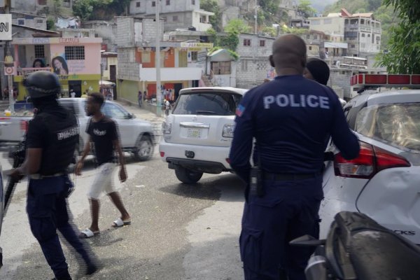 Esta comisaría de Policía de Haití está en la mira de las bandas