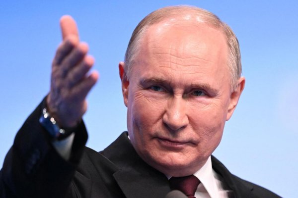 Putin se reelige como presidente de Rusia entre críticas y acusaciones