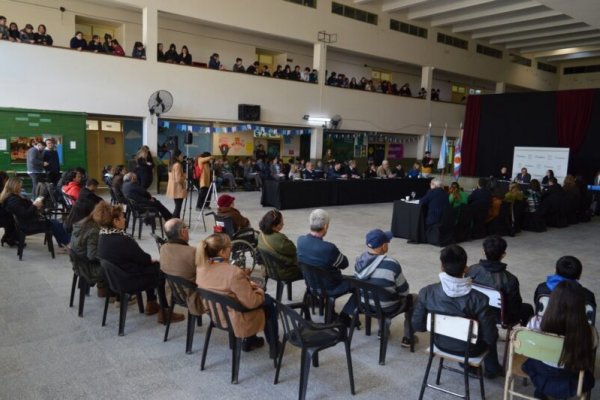 Corrientes: segunda sesión itinerante del Concejo Deliberante