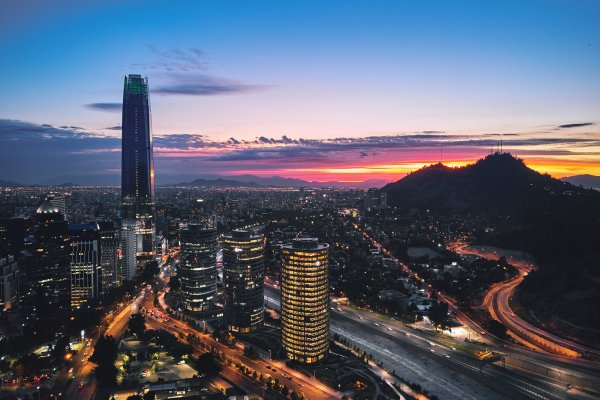 Las búsquedas para viajar en grupo a Chile aumentaron un 944% para el fin de semana largo de junio