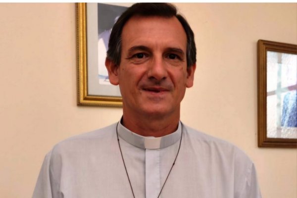 Monseñor Canecin llamó a “hacer la experiencia de la comunión y de la amistad social”.