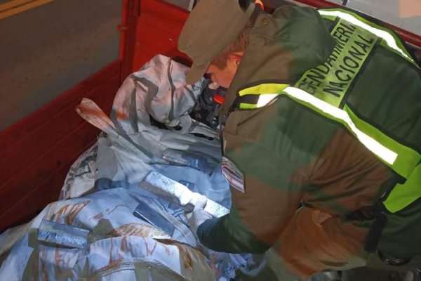 Carga de 40 toneladas de lingotes de plomo y aluminio fueron interceptados en Corrientes
