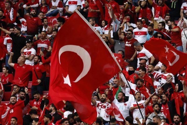 EN VIVO: Austria vs. Turquía Hoy Minuto a Minuto | TNT Sports