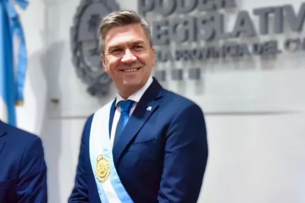 Leandro Zdero lidera el ranking de gobernadores con el 64% de imagen positiva