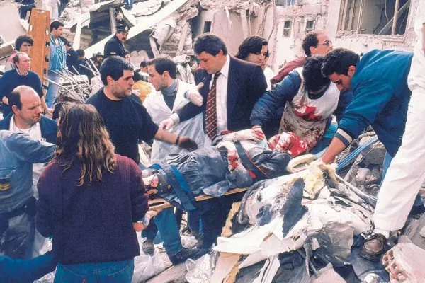 El Gobierno decretó duelo nacional a 30 años del atentado a la AMIA
