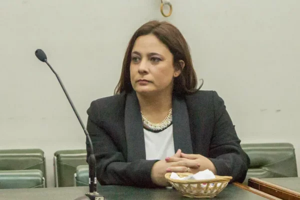 Un abogado correntino denunció a la jueza Pozzer Penzo por mal desempeño