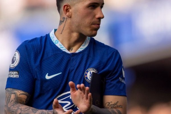 Sufre Enzo Fernández: Un jugador que lo apoyó podría dejar el Chelsea