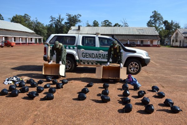 Corrientes: gendarmes interceptan el envío de encomiendas con 33 kilos de marihuana