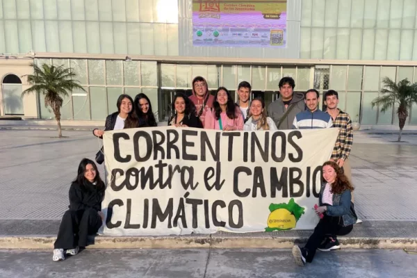 Correntinos participaron de la Cumbre Climática de las Juventudes Argentina