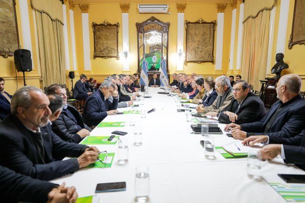 Volvieron las reuniones de gabinete en busca de reactivar la gestión provincial