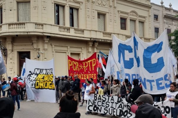 Corrientes: movimientos sociales presentaron proyectos laborales y reclamaron puestos de trabajo al Gobierno Provincial