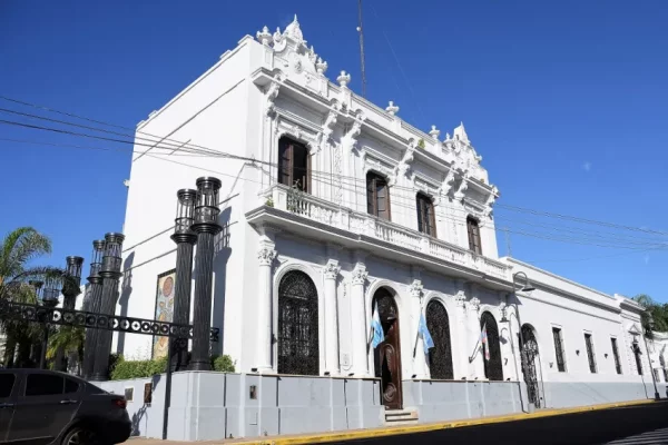 Corrientes: el jueves 1 de agosto comienza el pago de sueldos a municipales