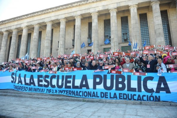 Educadores de todo el mundo demandan aparición con vida de Loan Peña