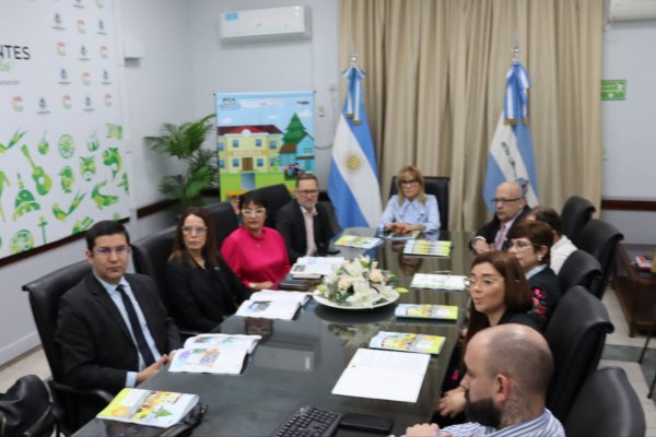 Corrientes: Educación lanzó el programa Colectivo de Lectura