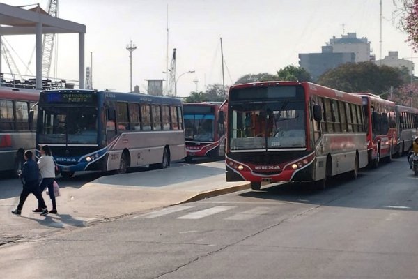 Paro de colectivos en Corrientes por dos días