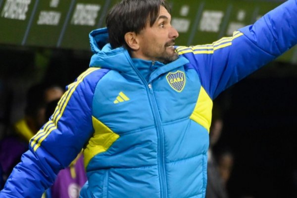 Fabbiani le apuntó a Martínez en Boca: 