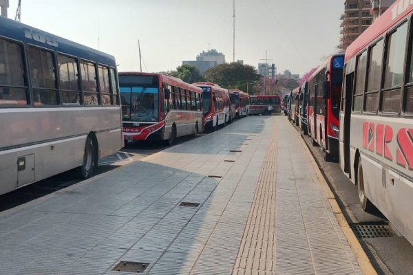 Colectivos urbanos en Corrientes: empresarios calculan una tarifa a $1.700