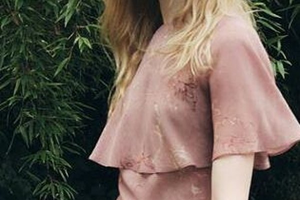 Han llegado a Zara los 3 vestidos largos boho para invitadas con mucha  personalidad