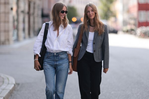 Las 5 prendas para vestir bien en otoño más buscadas por las españolas, de la falda de encaje al mono vaquero