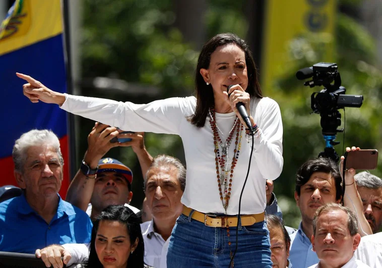 María Corina Machado lidera una nueva protesta a pesar de la represión