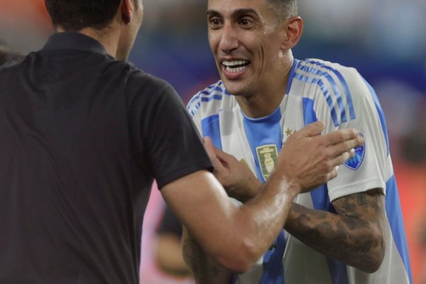 Scaloni confirmó que Di María será homenajeado ante Chile