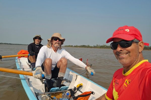 REMO TRAVESÍA 	UNIENDO ASUNCIÓN - PARAGUAY CON CORRIENTES - ARGENTINA