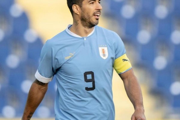 Bombazo: Luis Suárez anunció su retiro de la Selección Uruguaya