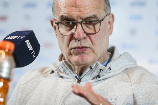 Golpe para Bielsa en Uruguay: 