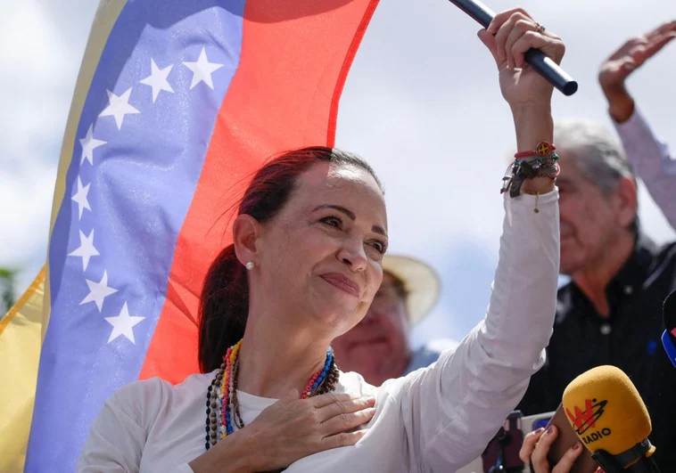 Corina Machado agradece «a cada uno de los diputados» que han votado en el Congreso para reconocer a Edmundo González