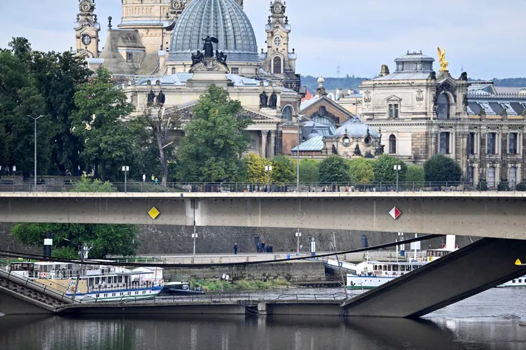 Uno de los puentes de la ciudad alemana de Dresde se derrumba parcialmente