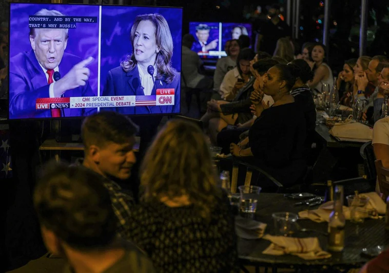 Trump gana el debate del sofá