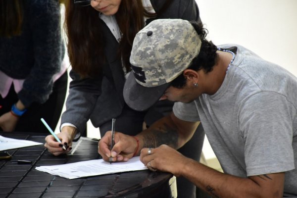 Carreros firmaron convenio con el Municipio para el rescate de caballos y su reconversión laboral