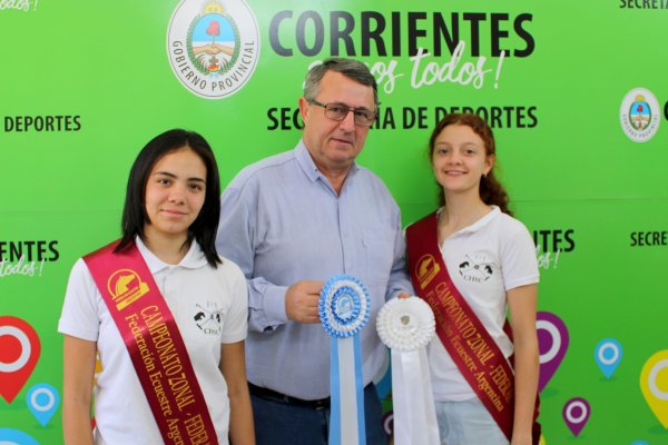 Hipismo: Jorge Terrile recibió a competidoras que representarán a Corrientes en el Torneo Federal de Rosario