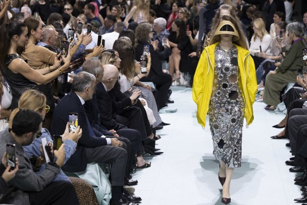 Qué pasa con Prada o cómo entender el desfile más difícil de la temporada en 5 claves