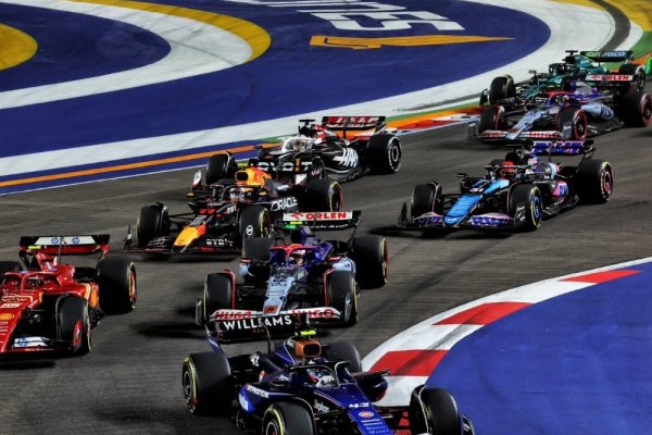 Colapinto quedó al borde de los puntos y terminó 11° en el Gran Premio de Singapur