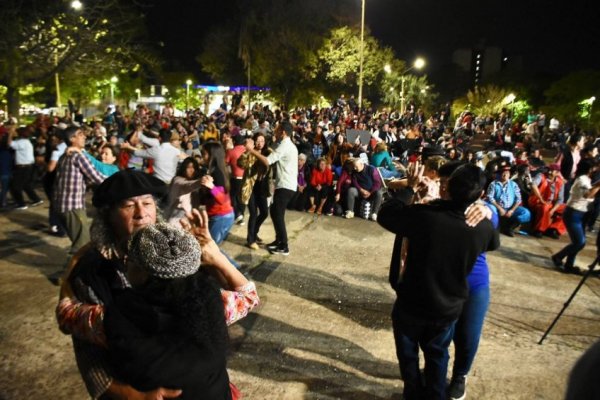 Cierre del Mes de la Juventud con celebración de carnaval, freestyle y propuestas deportivas