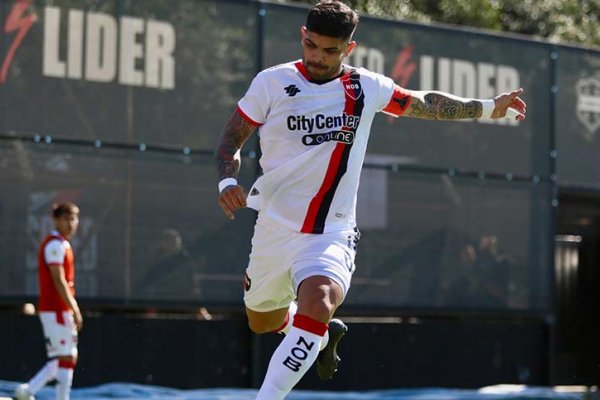 Newell’s lo ganaba cómodo, pero se durmió un minuto y empata 2 a 2 con Riestra