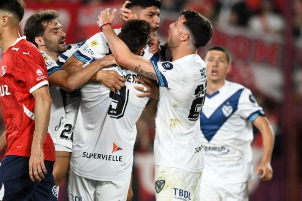 Vélez dejó en el camino a Independiente y avanzó en la Copa Argentina