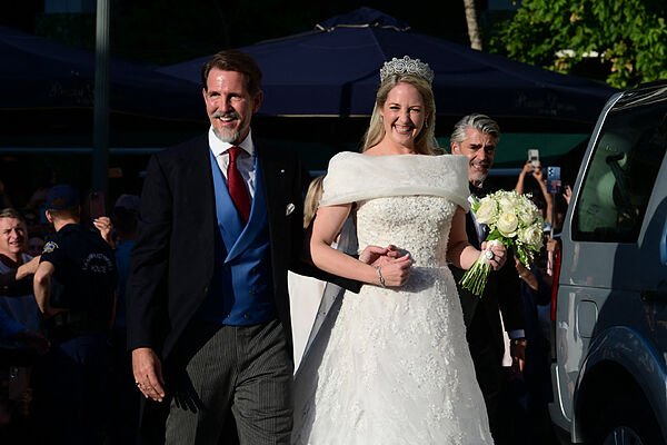 La boda de Teodora de Grecia: el vestido de novia, las invitadas más elegantes,  y los mejores looks de la casa real española