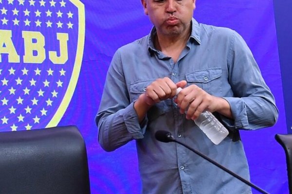 Los entrenadores que ya descartó Riquelme para llegar a Boca