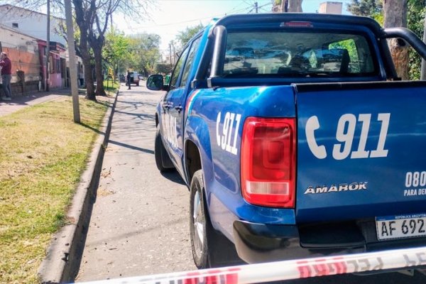 Continúa en estado crítico el policía baleado el viernes en una millonaria salidera en Fisherton