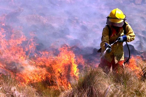 Córdoba: se espera una máxima de 40º y hay temor por la reactivación de incendios